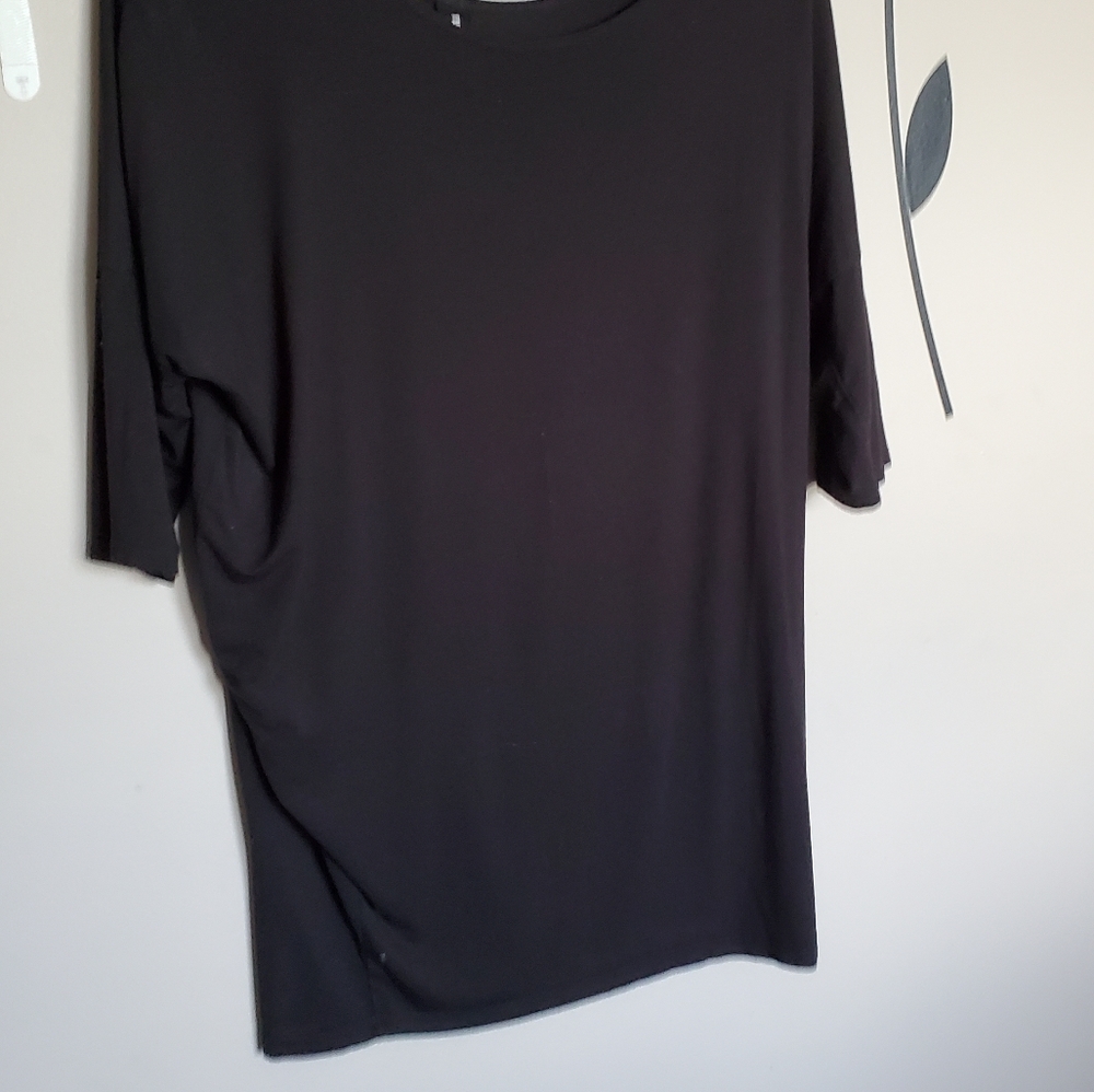 Agnes and Dora Dolman top